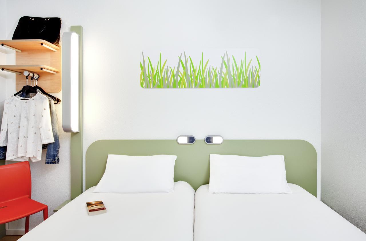 Ibis Budget Clermont Ferrand Centre Montferrand Екстериор снимка