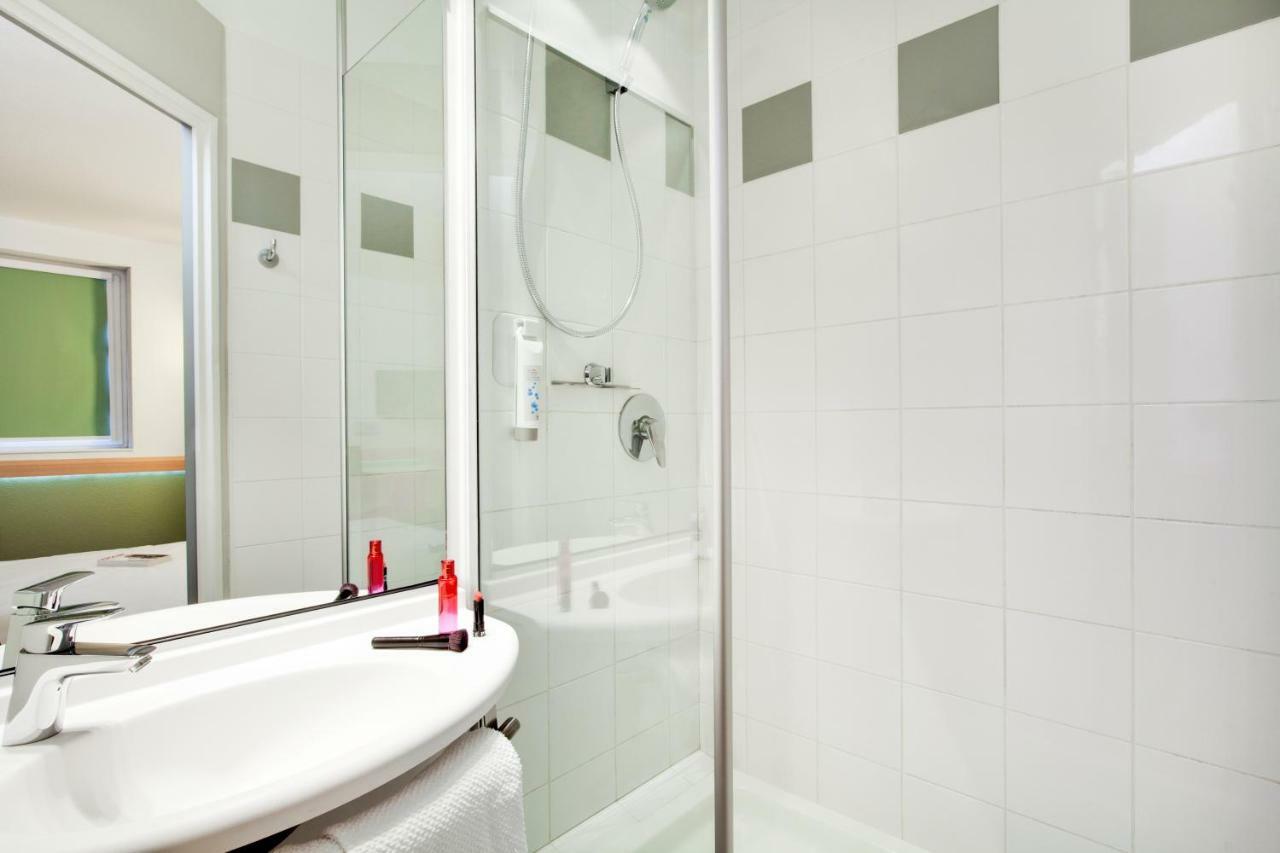 Ibis Budget Clermont Ferrand Centre Montferrand Екстериор снимка